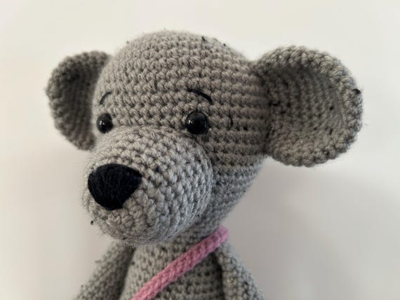 crocheted animal, mouse
