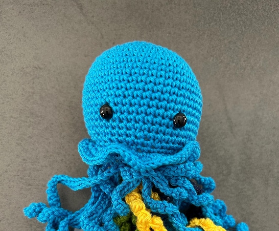 crochet figure, rattle, grasping toy, jellyfish
