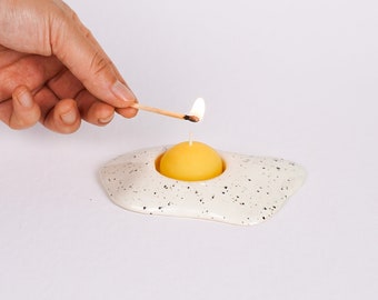 Ceramic Salt and Pepper Egg Tea Light Candle Holder