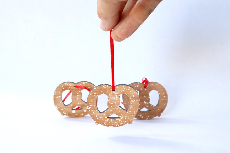 Collin Garrity Salted Pretzel Ornament - Thumbnail 5