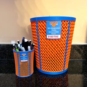 New York Knicks Trash Can | Funny Basketball Gifts | NY Knicks fan NYC Waste Basket | Mini Bin for Desk | Basketball Desk Organizer