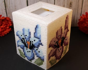 Lilies Tissue Box Cover