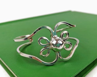 Vintage Silver Tone Cuff Bracelet: Boho Floral Openwork Design