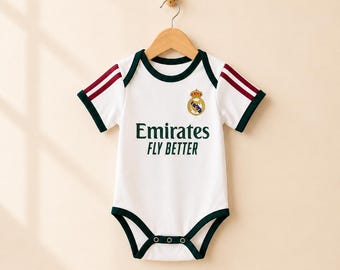Personalisierter Real Madrid Baby-Fußball-Strampler | Body mit individuellem Namen und Nummer