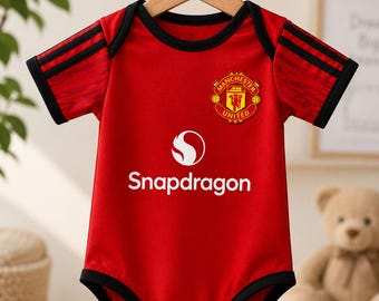 Pelele personalizado para bebé del Manchester United / Body con nombre y número personalizados.
