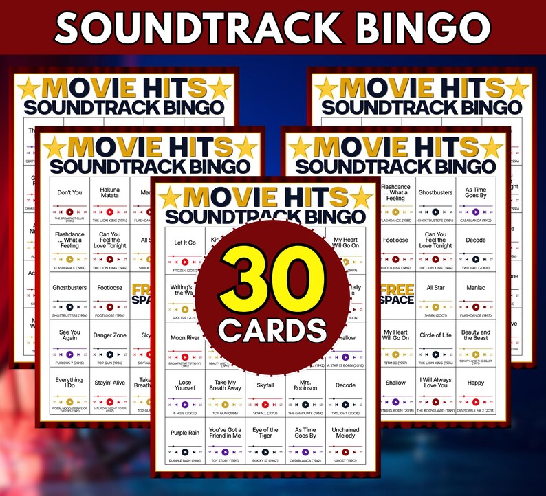 Puede incluir: Un conjunto de tarjetas de bingo Movie Hits Soundtrack con un dise&ntilde;o de cuadr&iacute;cula que incluye t&iacute;tulos de canciones, nombres de artistas y a&ntilde;os de pel&iacute;culas. Un gr&aacute;fico circular rojo en el centro muestra el texto 30 CARDS en amarillo y blanco.