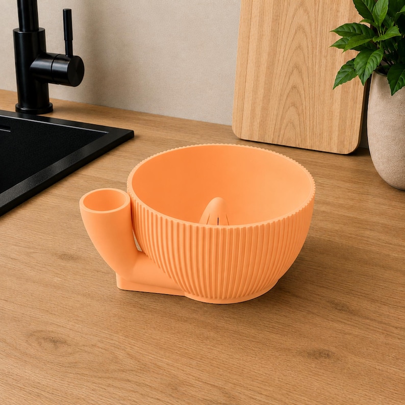 Spinning Wash Bowl for Fruit and Vegetables | Food-Safe Material | Washing Carousel for Berries and Herbs | 3D-Printed Kitchen Helper Orange