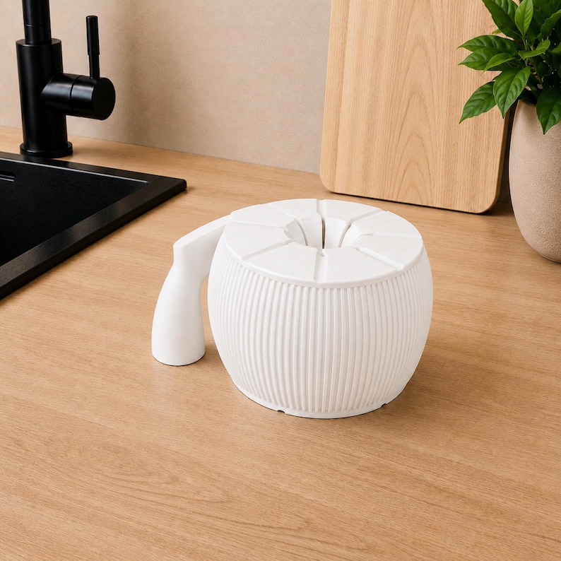 Spinning Wash Bowl for Fruit and Vegetables | Food-Safe Material | Washing Carousel for Berries and Herbs | 3D-Printed Kitchen Helper image 3