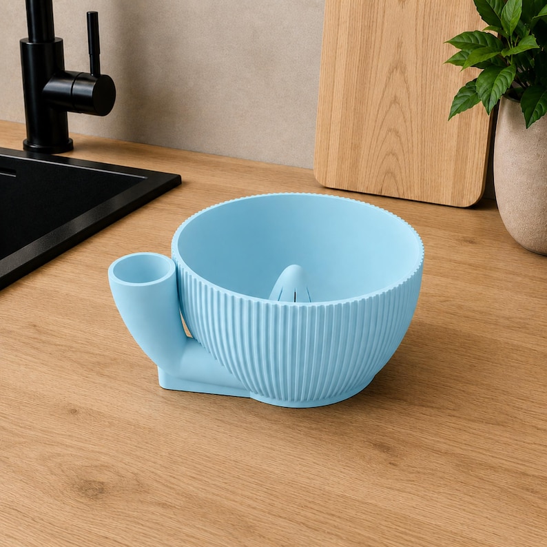 Spinning Wash Bowl for Fruit and Vegetables | Food-Safe Material | Washing Carousel for Berries and Herbs | 3D-Printed Kitchen Helper Blue