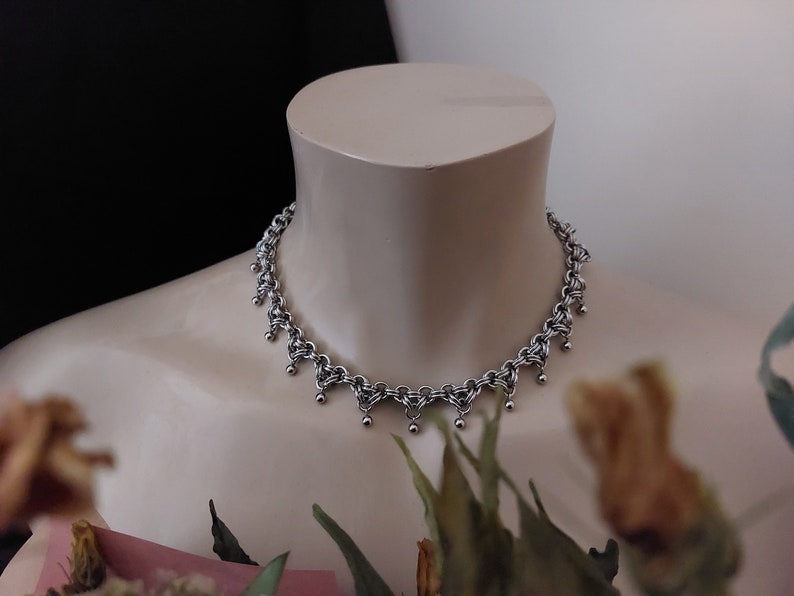 Chainmaill collar choker