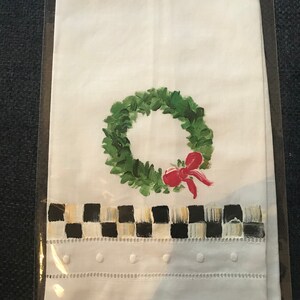 Hand Painted Wreath Guest Towel