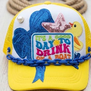 Good Day To Drink On A Boat – Trucker Hat | Yellow Duck Patch Cap, Summer Fun