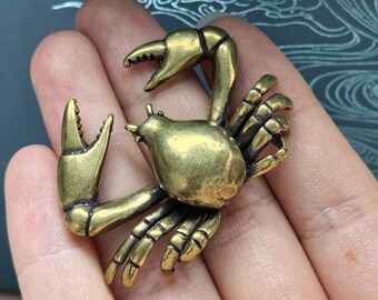 2 stycken vintage mässing stegosaurusfigur spikad rygg dinosaurie skrivbordsprydnad miniatyrskulptur