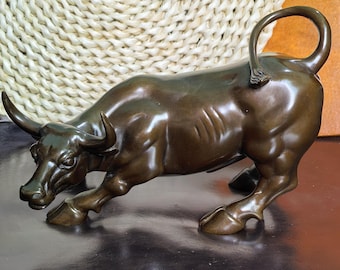 Vintage brons tjurfigur Wall Street tjurskulptur metall skrivbordsdekoration