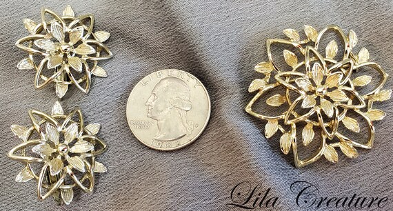 Vintage 1960s Sarah Coventry Brooch and Earrings … - image 2