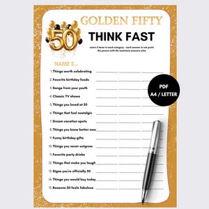 Op de afbeelding: Een printbaar 50e verjaardagsspelblad getiteld GOLDEN FIFTY THINK FAST met gouden ballongraphics, een lijst met 15 opdrachten en een zwarte pen. Het document bevat een zwarte cirkelvormige badge PDF A4 / LETTER en een gouden rand.