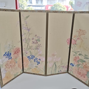 Paravent floral pour enfant – 4 panneaux peints à la main, œuvre originale d'un enfant, 35 x 56 cm, Artful Living