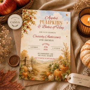 Könnte beinhalten: Eine rechteckige Geburtstagseinladungskarte mit einer herbstlichen Aquarell-Landschaft, Kürbissen, einem Holzzaun und einem Apfelbaum. Der Text lautet Apples PUMPKINS & Bales of Hay, Cassidy Anderson's 13TH BIRTHDAY, OCTOBER 10th 2026, 2 O'CLOCK.