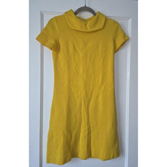 True Vintage 60's Leslie Fay Knits Yellow Mini Dress. Peter Pan Collar. Small