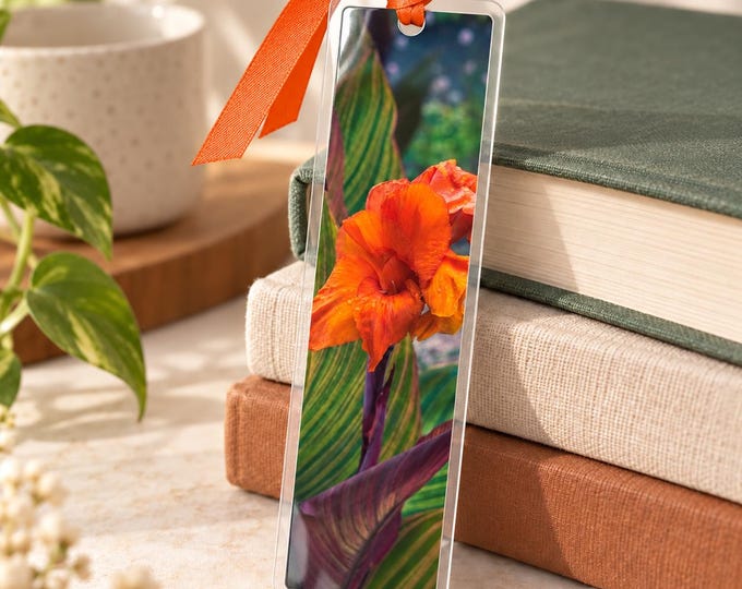 Floral bookmark | Orange flower bookmark | Nature photography | Gift for Reader | Botanical book lover