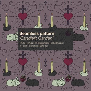 Pode incluir: Um padrão sem costuras intitulado Candelit Garden com cisnes pretos e brancos, velas, coelhos, framboesas e corações em cruzes sobre um fundo roxo. O texto inclui PNG, JPEG, 3543x3543px, 30x30 cm, 11,8x11,8 polegadas, 300 dpi.