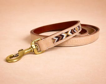 Leather dog leash – Beaded Dune Collection | Handmade | Woven beads | Buffalo leather