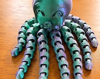 Articulating Octopus | Fidget Toy | Dual-Color Desk Toy