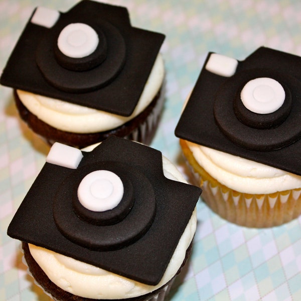 PHOTOGRAPHER CAMERAS / PICTURE Days -  Fondant Cupcake, and Cookie Toppers - 1 Dozen