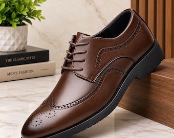 Klassische braune Brogue-Schuhe mit Flügelkappe
