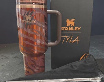 Stanley X Tyla Limited Edition Tyger Quencher H2.0 40oz FlowState Cup NIB New Authntic
