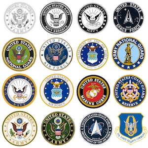 Op de afbeelding: Een verzameling van zestien cirkelvormige en schildvormige emblemen die verschillende takken van het Amerikaanse leger vertegenwoordigen, waaronder de Army, Navy, Air Force, Marine Corps, Space Force, Coast Guard en National Guard, met officiële zegels.