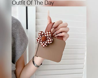 Gradient Wrist Strap Samsung Z Flip Case: Hinge Protection, Shockproof Cover