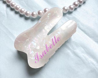 Custom Large Pearly White Tooth Claw Hair Clip,Personalized Name Hair Claw,Wedding Hairpiece for Bridesmaids,Bridesmaid Gift,Gift for Her