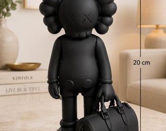 Statua da collezione moderna del viaggiatore | Figura minimalista stampata in 3D con borsa | Decorazione da mensola opaca | Alta 20 cm