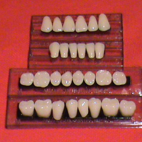 One complete set of acrylic resin denture/false teeth. Available in shade A3 size 22