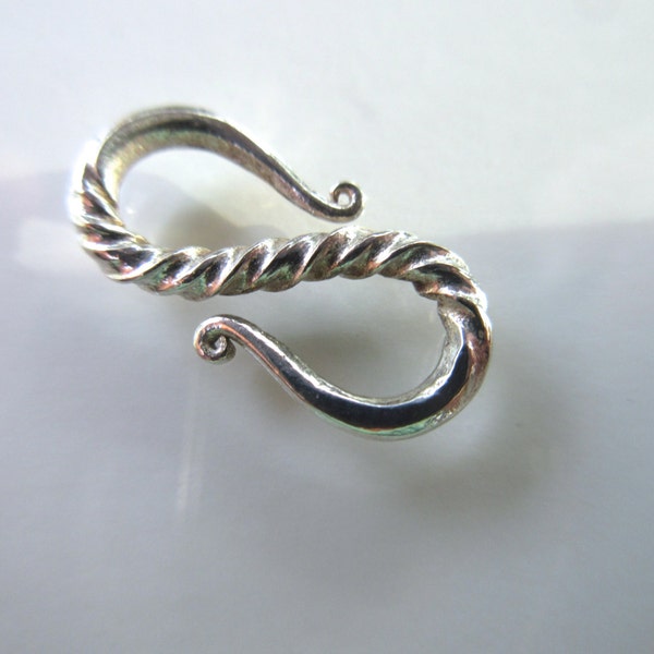 Sterling Silver 925 Bali S Clasp. 20mm length, bright silver with fancy twisted rope pattern