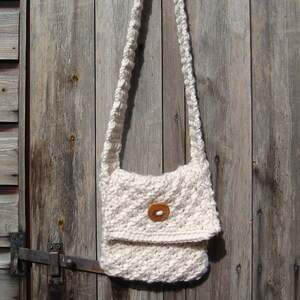 Knitting and Crochet Pattern for Daisy Stitch Purse Easy Knit Pattern ...