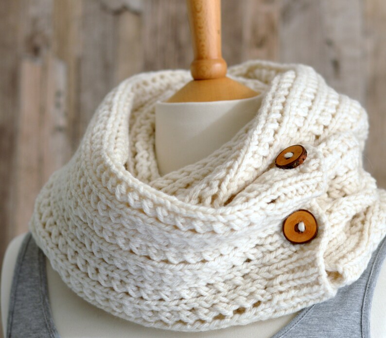 Easy KNITTING PATTERN Tutorial for Chunky Rib Mesh Infinity Scarf Cowl PDF file instant download Beginner knit image 2