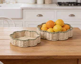Scalloped Flower Woven Basket Tray, Boho Rattan Style Fruit Bowl, Table Centerpiece Organizer