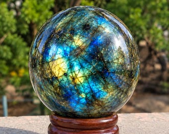 Natural Labradorite Sphere 90mm, 1kg Crystal Ball, Flashy Labradorite Orb, Polished Gemstone Sphere, Large Crystal Decor Gift