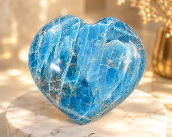 Cristal en apatite bleue en forme de cœur bombé | Pierre précieuse polie décorative, pierre de poche
