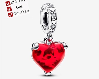 Mickey & Minnie Mouse Kiss Red Murano Glass Dangle Charm,Cartoon animal pendant, suitable for Pandora European bracelet pendants.