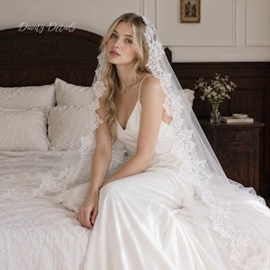 Lace Mantilla Veil, Cathedral Bridal Veil, One Tier Lace Veil, Wedding Veil, Ivory Veil, Off White Veil, Chantilly Lace Veil, Long Lace Veil