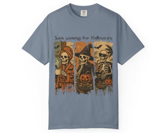Camiseta del trío de esqueletos esperando Halloween / Camiseta de calavera y calabaza de Halloween