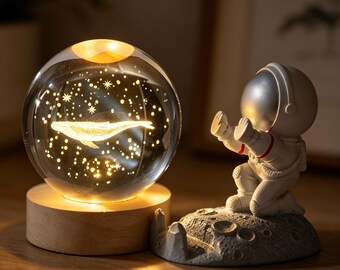Crystal Ball Engraved Glowing Night Light, Space-Themed Table Lamp, Creative Desktop Decoration With Wooden Base, Perfect For Holiday Gifts.