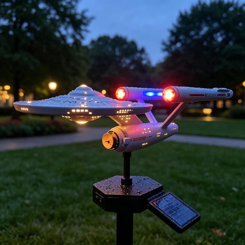 Solar-Powered Star Trek Garden Light, Sci-Fi Spaceship Outdoor Light, Waterproof Fan Garden Landscape Decorative Light. image 2