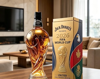 Decantador de whisky con forma de trofeo de fútbol, botella de licor de vidrio de 750 ml, regalo para aficionados al fútbol, artículos de bar deportivos, recuerdo del torneo 2026, regalo para padrinos de boda