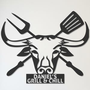 Personalized Bull Head Metal BBQ Sign for Grill & Chill, Custom Name Pitmaster Decor, Unique Gift for Dad Him, Man Cave Kitchen Patio Art