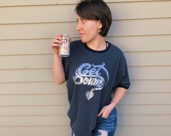 Diseños de camisetas vintage con purpurina de King George II Studios