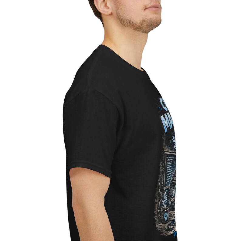 T-shirt Code Machine, cadeau programmeur, chemise développeur, t-shirt codage AI, cadeau ingénieur logiciel image 2